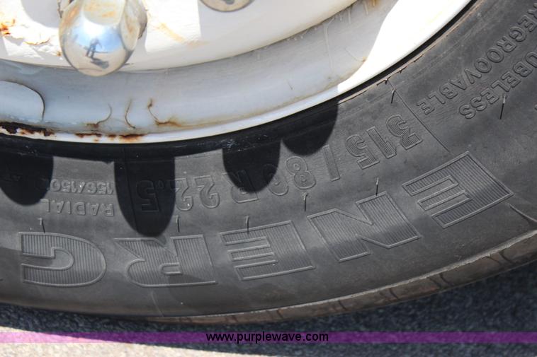 image for item I1708 1987 TMC 96A3 bus