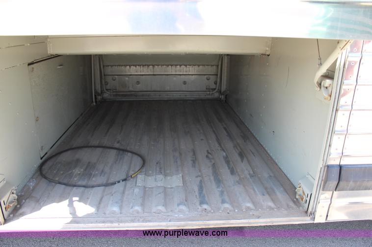 image for item I1708 1987 TMC 96A3 bus