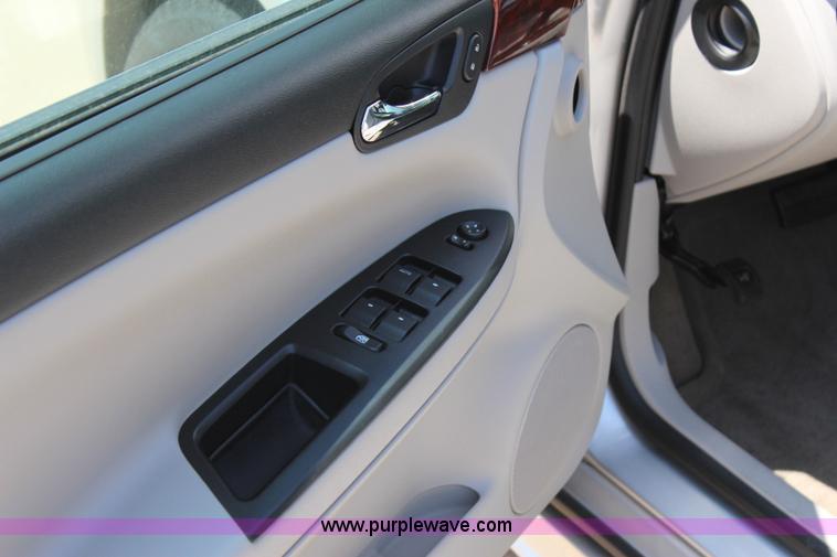 image for item I1710 2009 Chevrolet Impala