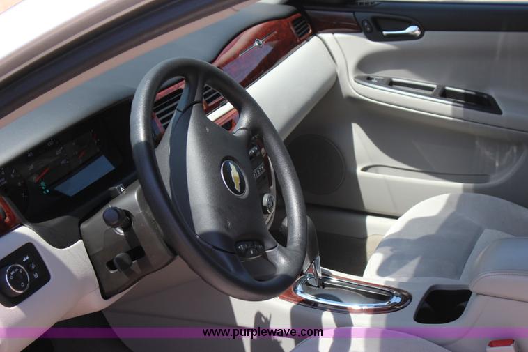 image for item I1710 2009 Chevrolet Impala