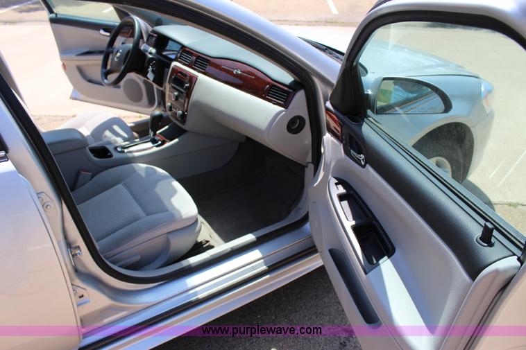 image for item I1710 2009 Chevrolet Impala