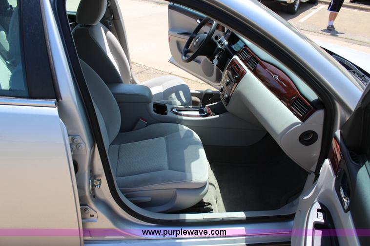 image for item I1710 2009 Chevrolet Impala