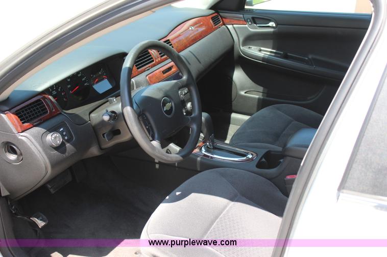 image for item I1713 2010 Chevrolet Impala