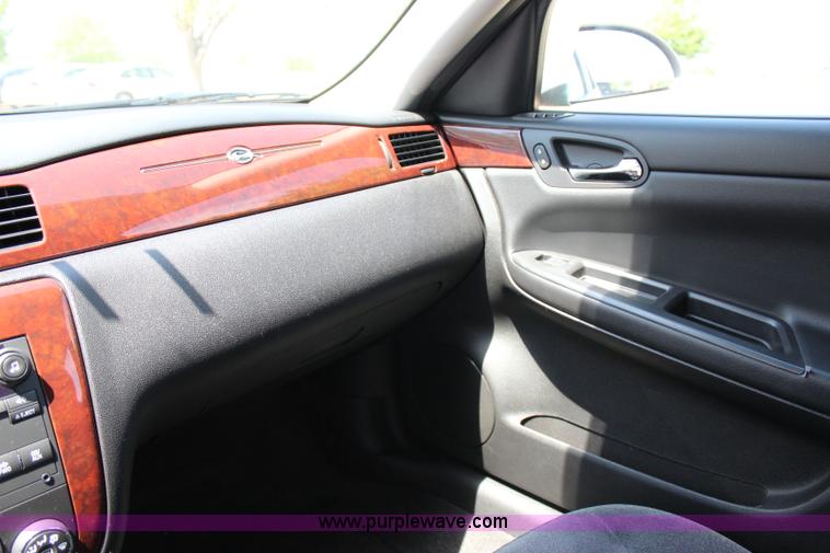 image for item I1713 2010 Chevrolet Impala