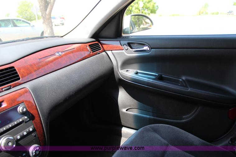 image for item I1716 2010 Chevrolet Impala