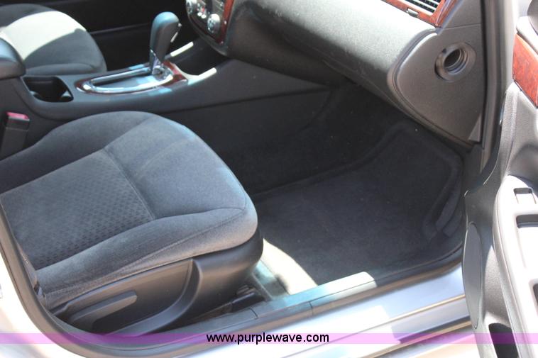 image for item I1716 2010 Chevrolet Impala