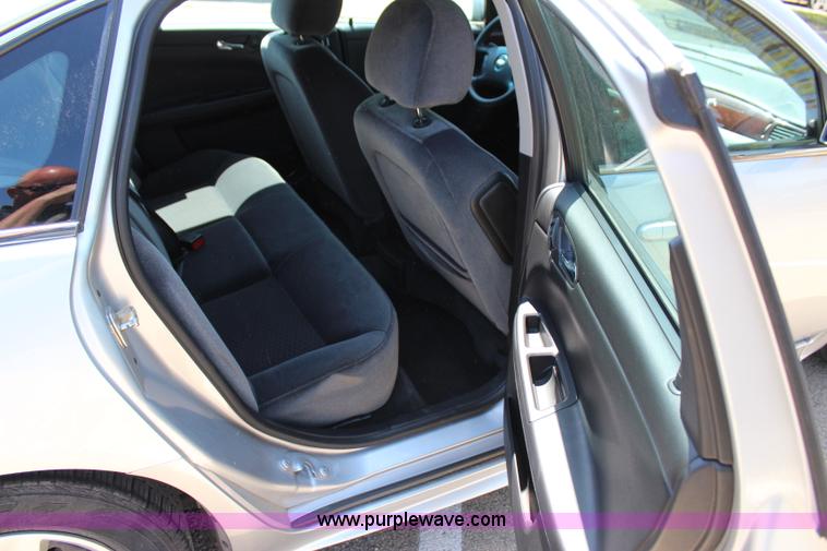image for item I1716 2010 Chevrolet Impala