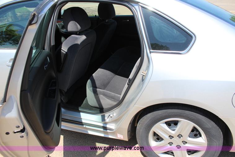 image for item I1716 2010 Chevrolet Impala