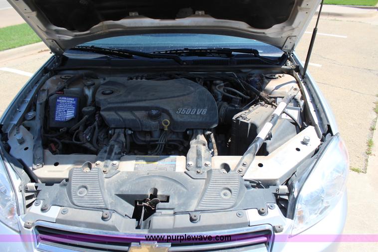 image for item I1716 2010 Chevrolet Impala