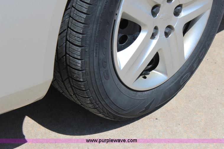 image for item I1716 2010 Chevrolet Impala