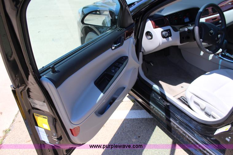 image for item I1717 2010 Chevrolet Impala