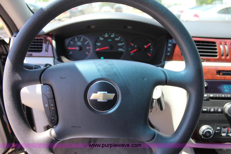 image for item I1717 2010 Chevrolet Impala