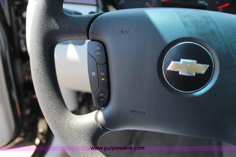image for item I1717 2010 Chevrolet Impala