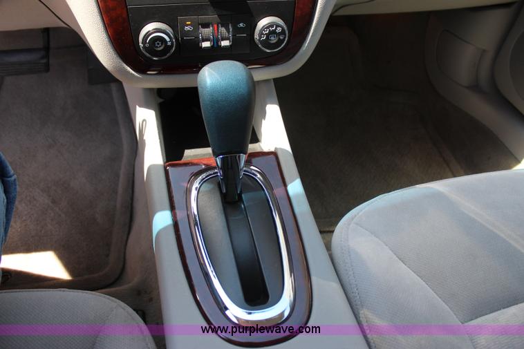 image for item I1717 2010 Chevrolet Impala