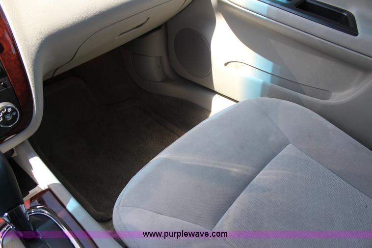 image for item I1717 2010 Chevrolet Impala