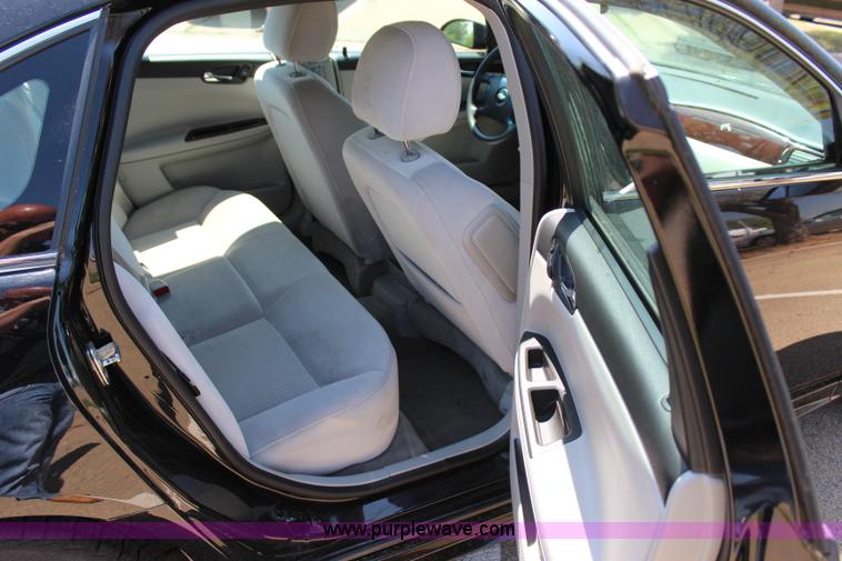 image for item I1717 2010 Chevrolet Impala