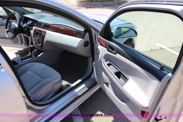 image for item I1718 2009 Chevrolet Impala