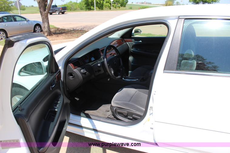 image for item I1719 2011 Chevrolet Impala