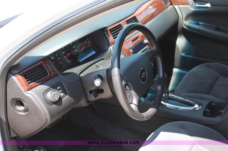 image for item I1719 2011 Chevrolet Impala