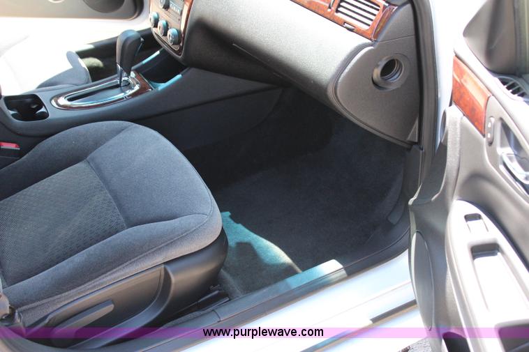 image for item I1719 2011 Chevrolet Impala