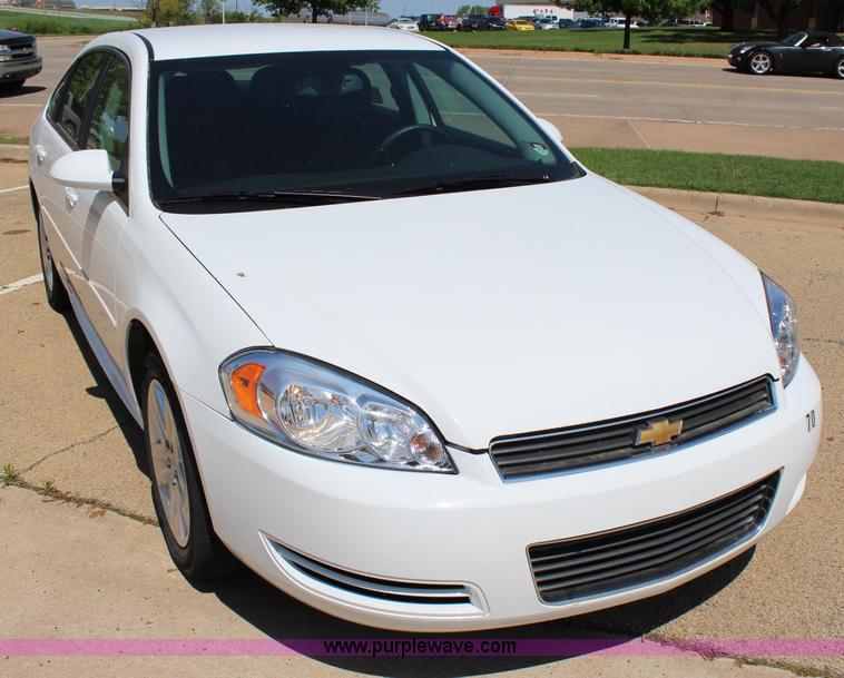 image for item I1720 2011 Chevrolet Impala