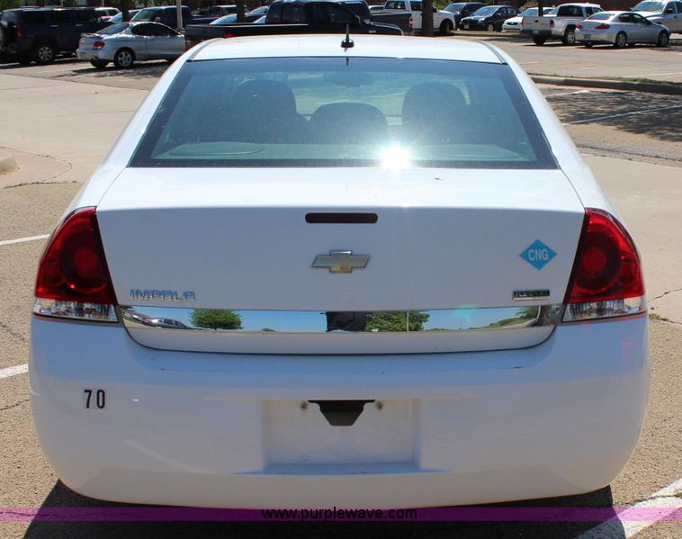 image for item I1720 2011 Chevrolet Impala