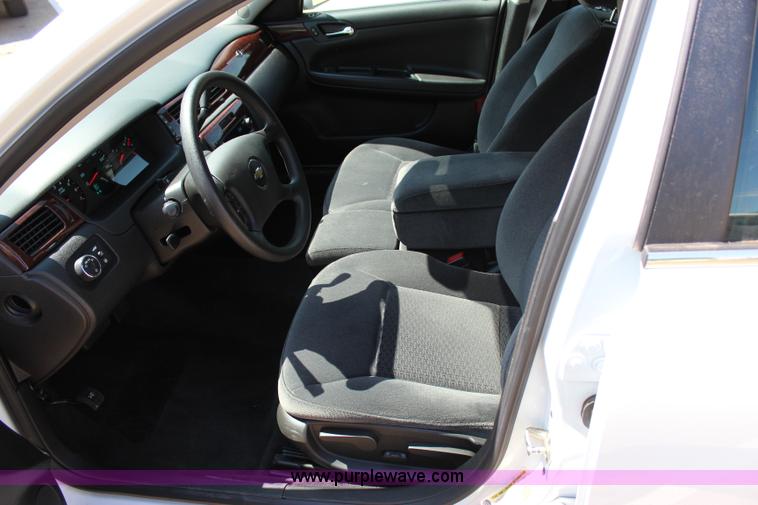 image for item I1720 2011 Chevrolet Impala