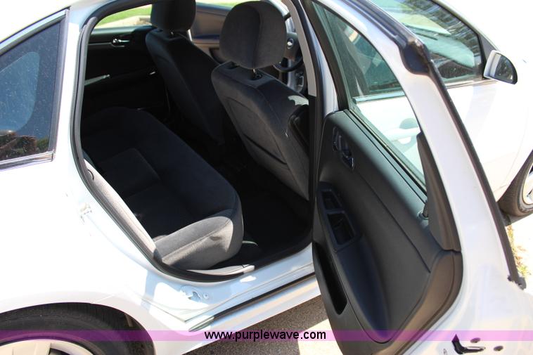 image for item I1720 2011 Chevrolet Impala