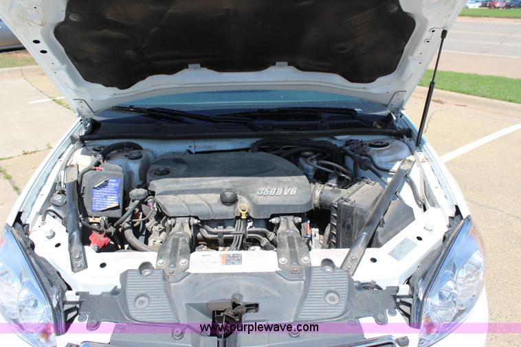 image for item I1720 2011 Chevrolet Impala