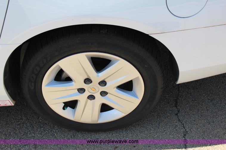 image for item I1720 2011 Chevrolet Impala