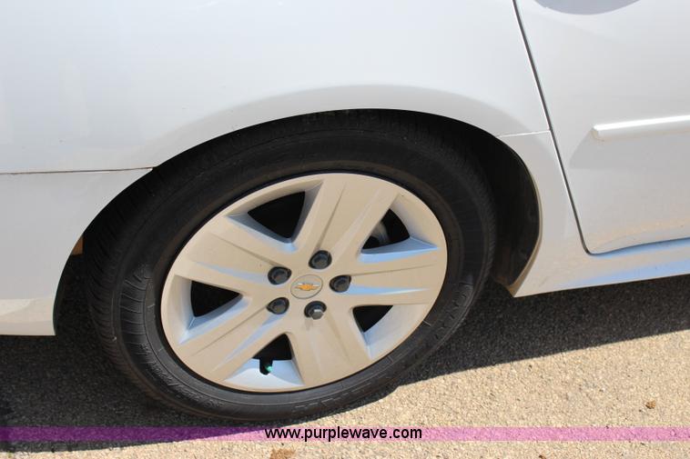 image for item I1720 2011 Chevrolet Impala