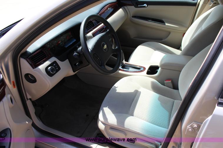 image for item I1721 2010 Chevrolet Impala