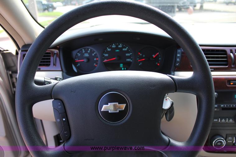 image for item I1721 2010 Chevrolet Impala