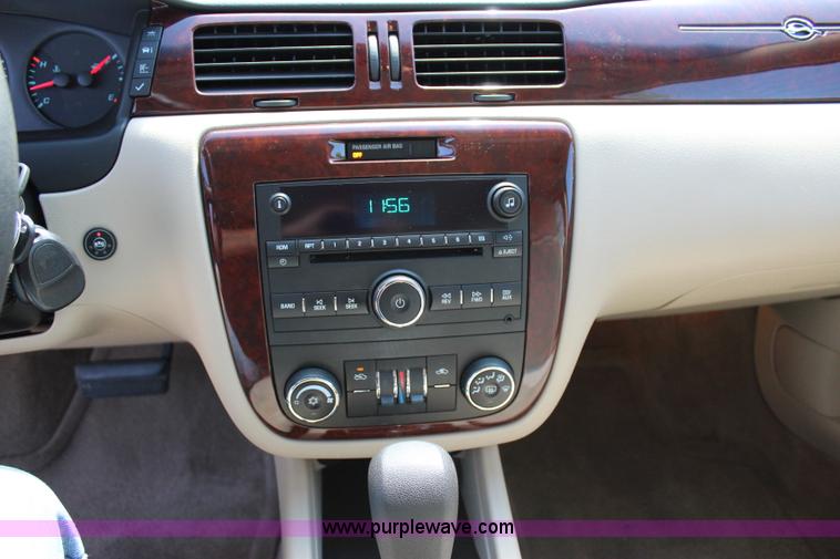 image for item I1721 2010 Chevrolet Impala