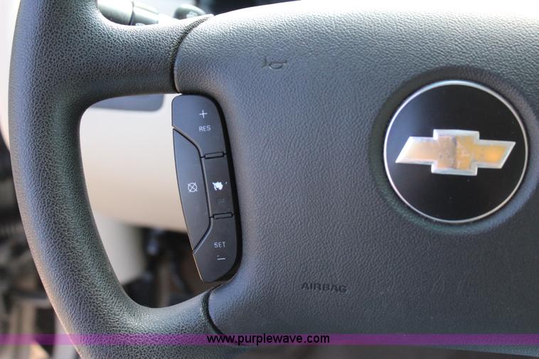 image for item I1721 2010 Chevrolet Impala