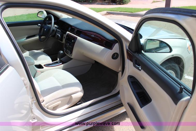 image for item I1721 2010 Chevrolet Impala