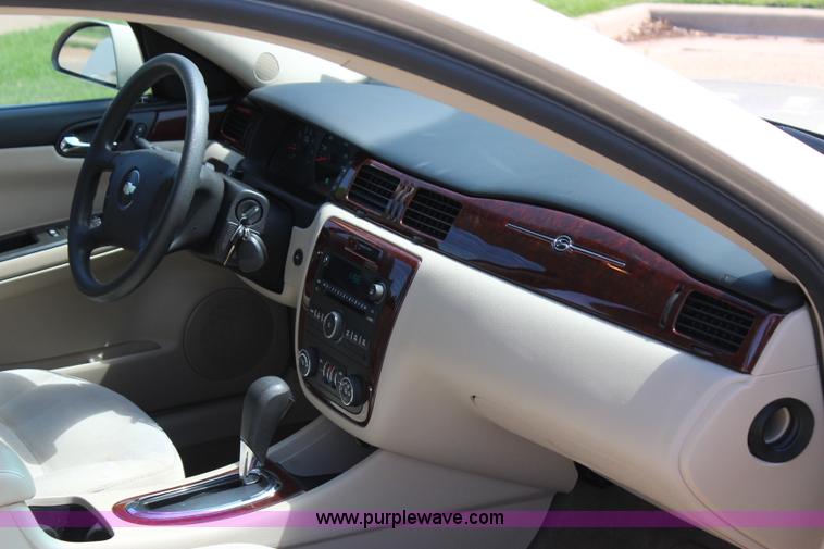 image for item I1721 2010 Chevrolet Impala
