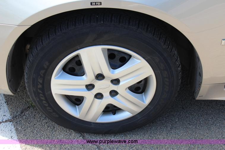 image for item I1721 2010 Chevrolet Impala