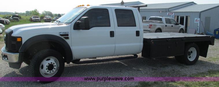 image for item I3007 2008 Ford F450 Super Duty Crew Cab flatbed truck
