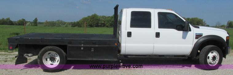 image for item I3007 2008 Ford F450 Super Duty Crew Cab flatbed truck