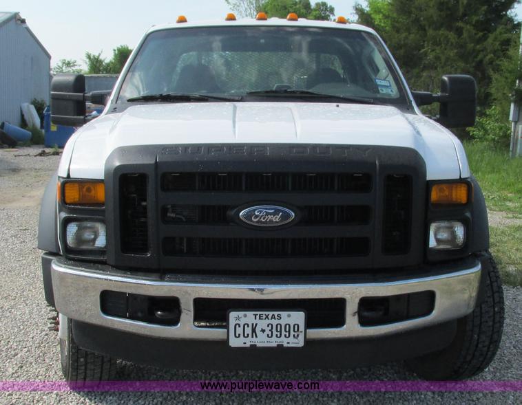 image for item I3007 2008 Ford F450 Super Duty Crew Cab flatbed truck