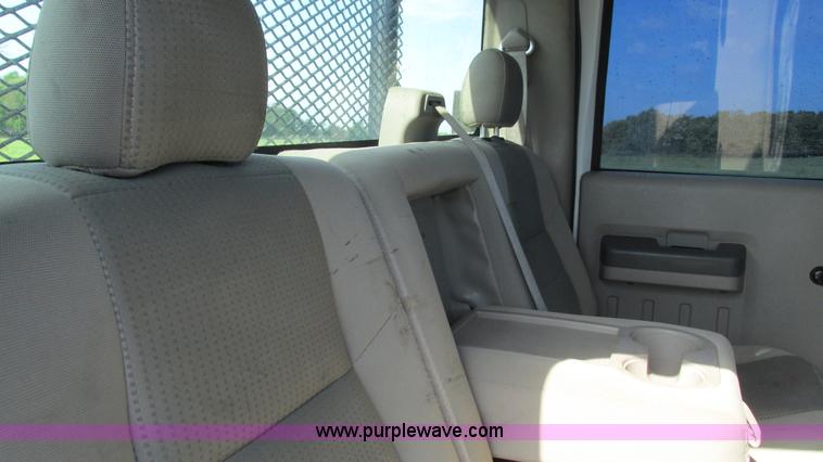 image for item I3007 2008 Ford F450 Super Duty Crew Cab flatbed truck