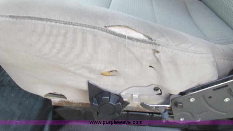 image for item I3007 2008 Ford F450 Super Duty Crew Cab flatbed truck