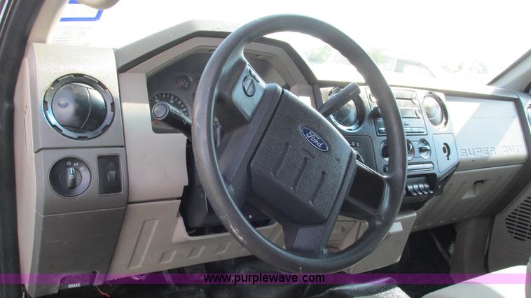 image for item I3007 2008 Ford F450 Super Duty Crew Cab flatbed truck