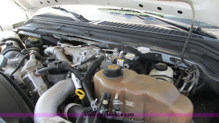 image for item I3007 2008 Ford F450 Super Duty Crew Cab flatbed truck