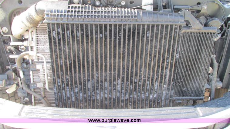 image for item I3007 2008 Ford F450 Super Duty Crew Cab flatbed truck