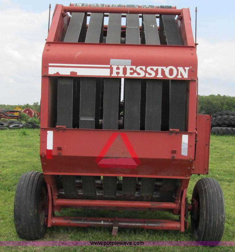 image for item I3009 1985 Hesston 5545 round baler