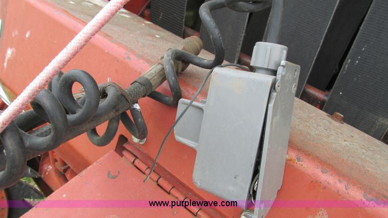 image for item I3009 1985 Hesston 5545 round baler