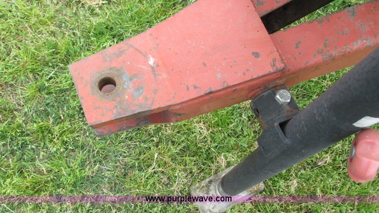 image for item I3009 1985 Hesston 5545 round baler