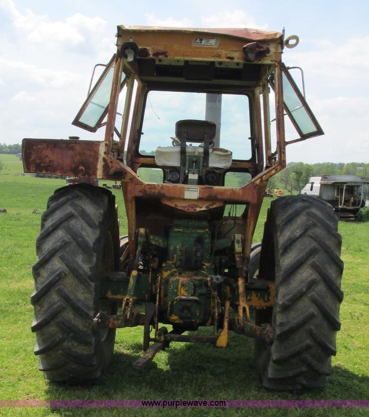 image for item I3010 Oliver G955-22124 tractor